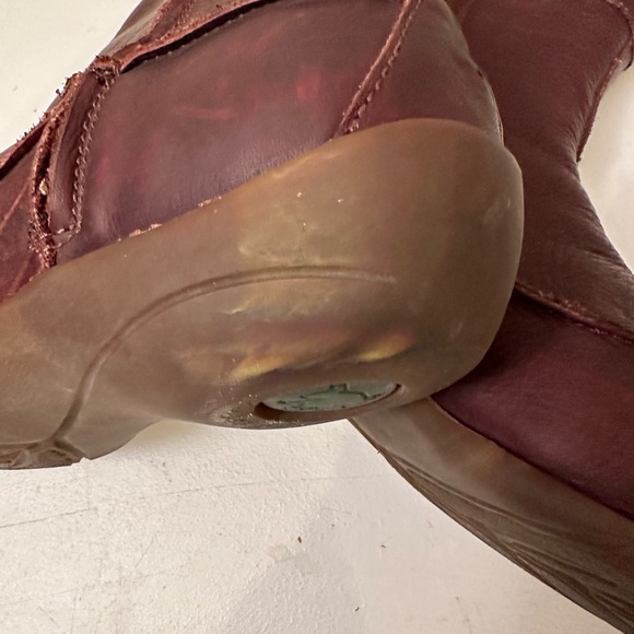 El Naturalista made in Spain brownish color with side zipper. Eco friendly. - Picture 5 of 8